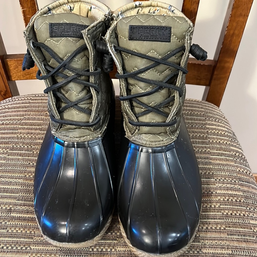 Sperry DuckBoots size 10